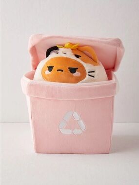 Smoko Trash Cat Tayto Plushie